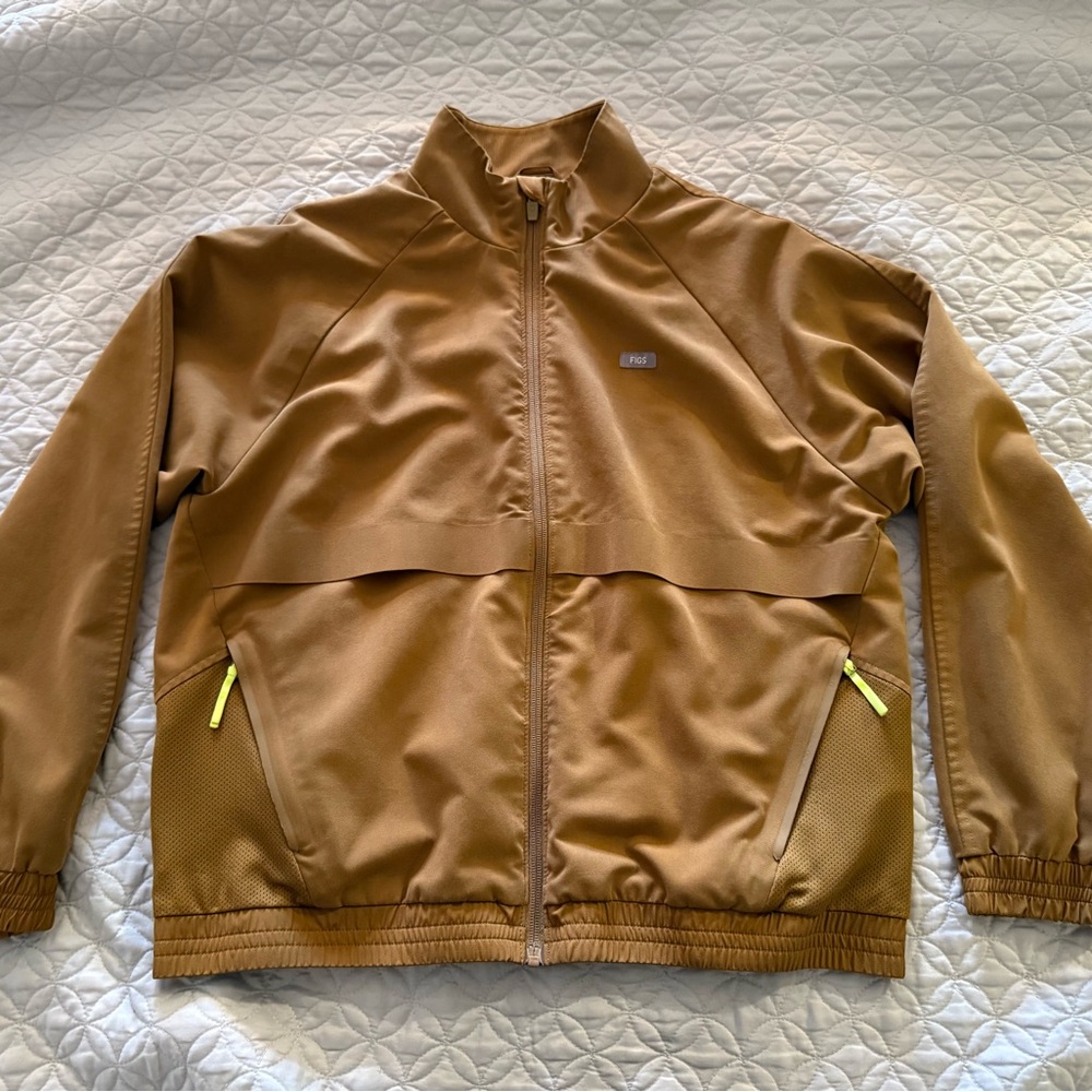 Earth Figs Sydney Scrub Jacket